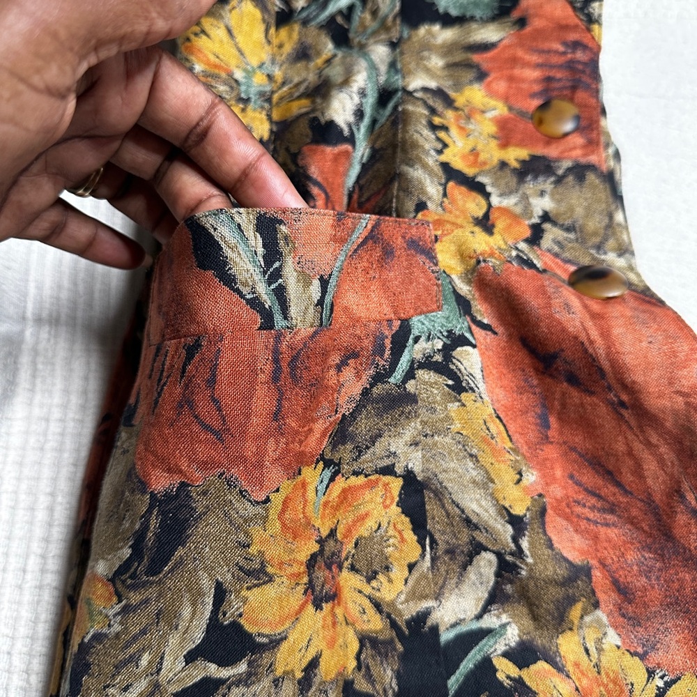 Vintage Floral Button-Up Women's blouse made in Italy - Picture 9 of 9